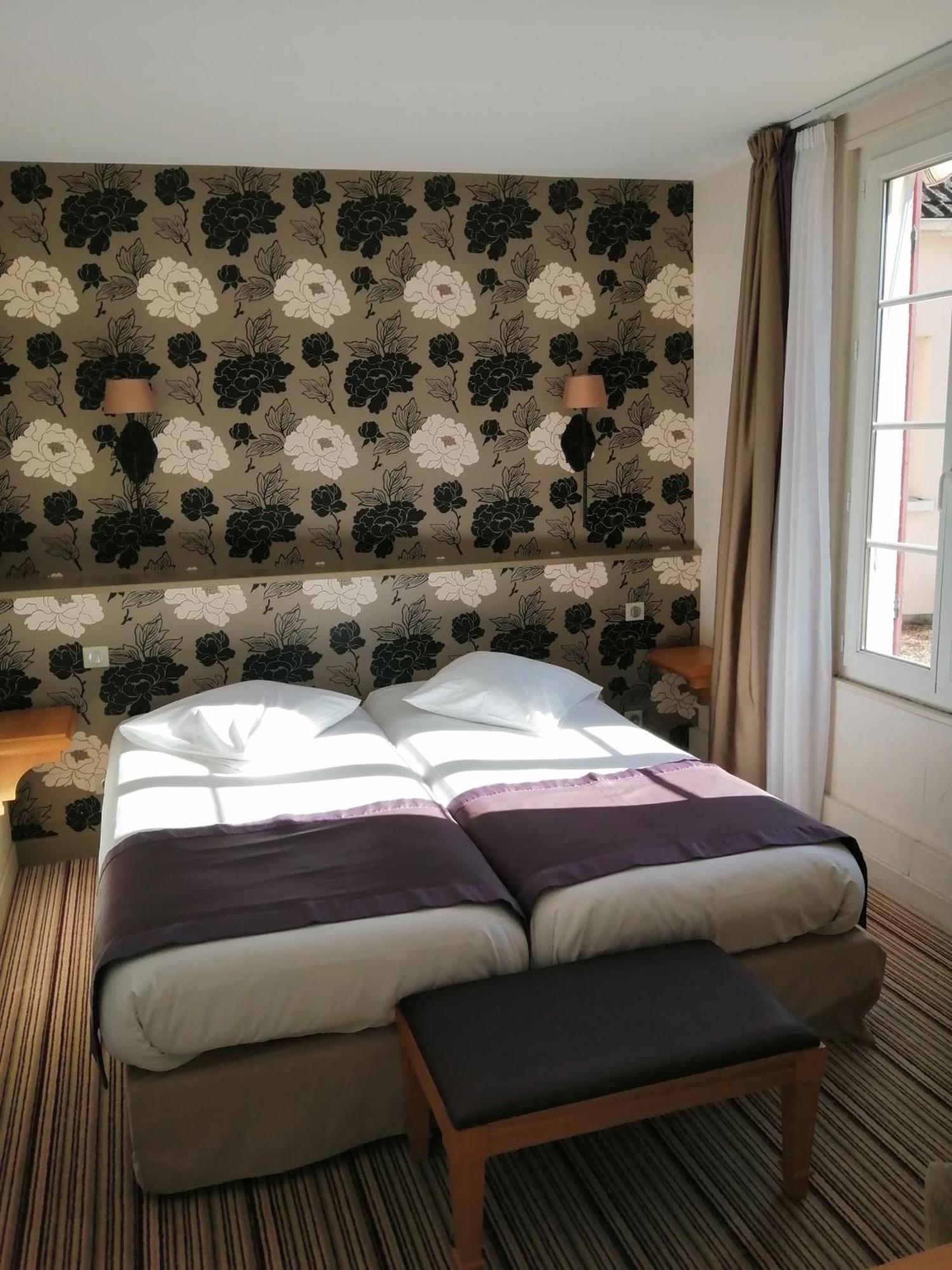 Hotel Les Fleurs Pontaubert المظهر الخارجي الصورة